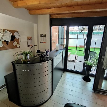 Hostal D'Annunzio House 체사노보스코네 외부 사진
